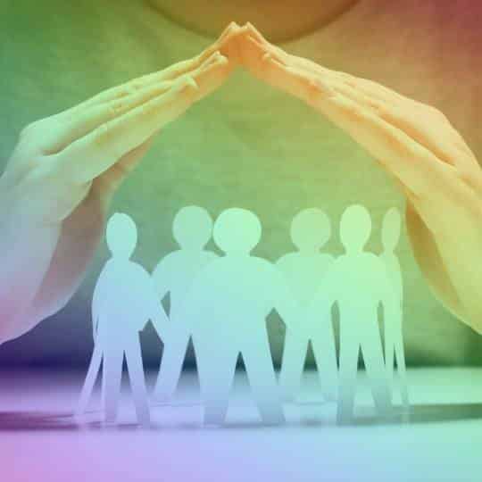La noción de «país seguro», amenaza a los derechos de las personas refugiadas LGBTIQ+
